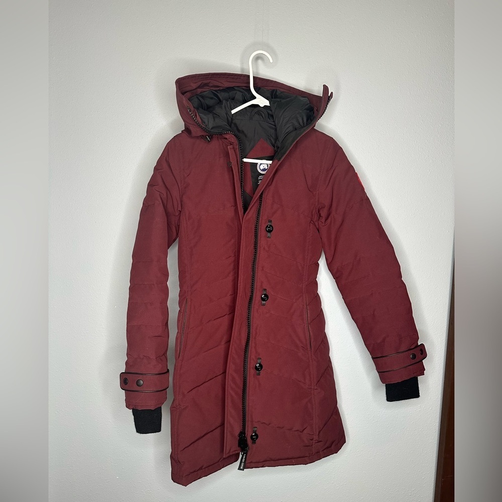 Canada Goose Lorette Parka in Burgundy women’s size XS elderberry